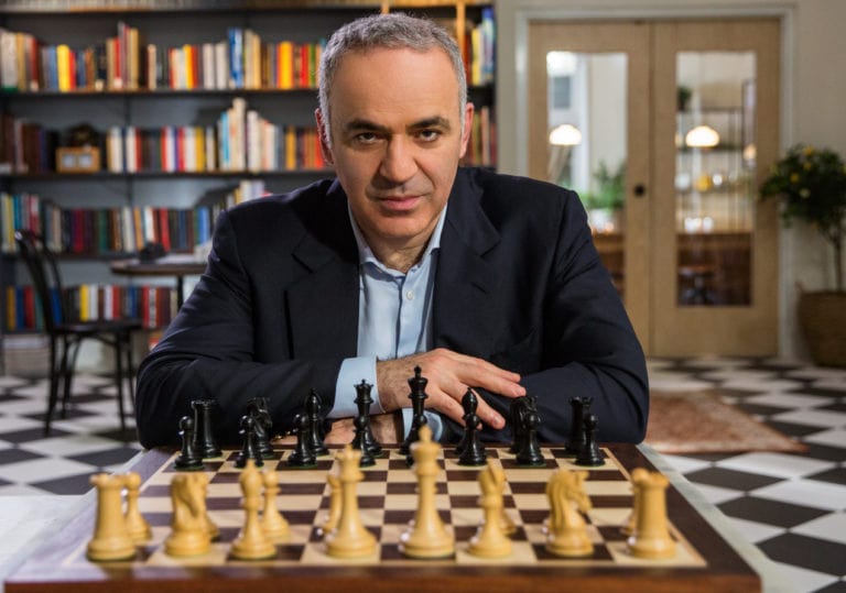 chess-legend-garry-kasparov-backs-bitcoin