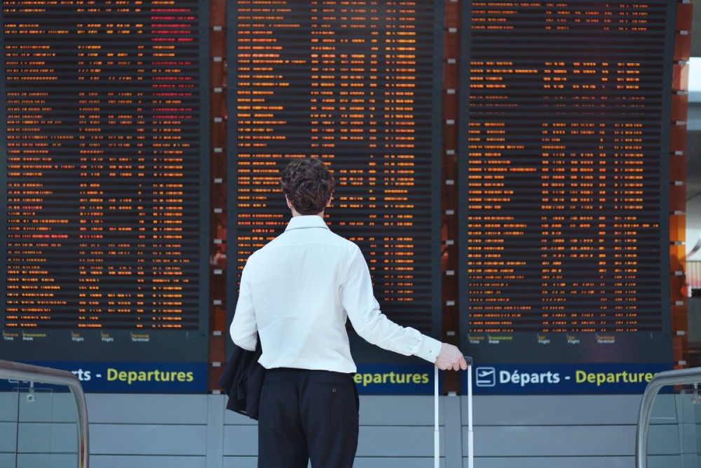 Bulgarian Start-Up Will Compensate Delayed Flights with Bitcoin