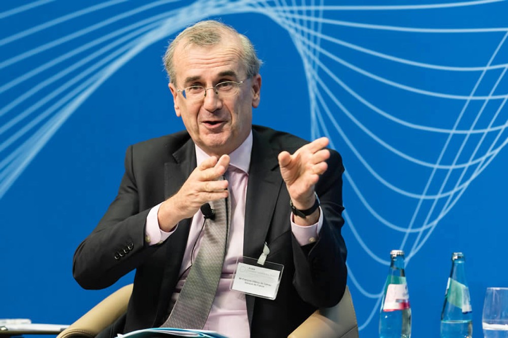 Digital Euro Should Use the Support of the Private Sector, French Central Bank Head Says