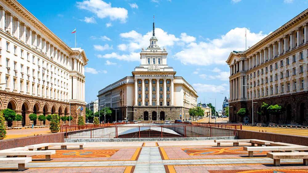 Over 1,000 Illegally Connected ASIC Miners Seized in Bulgaria