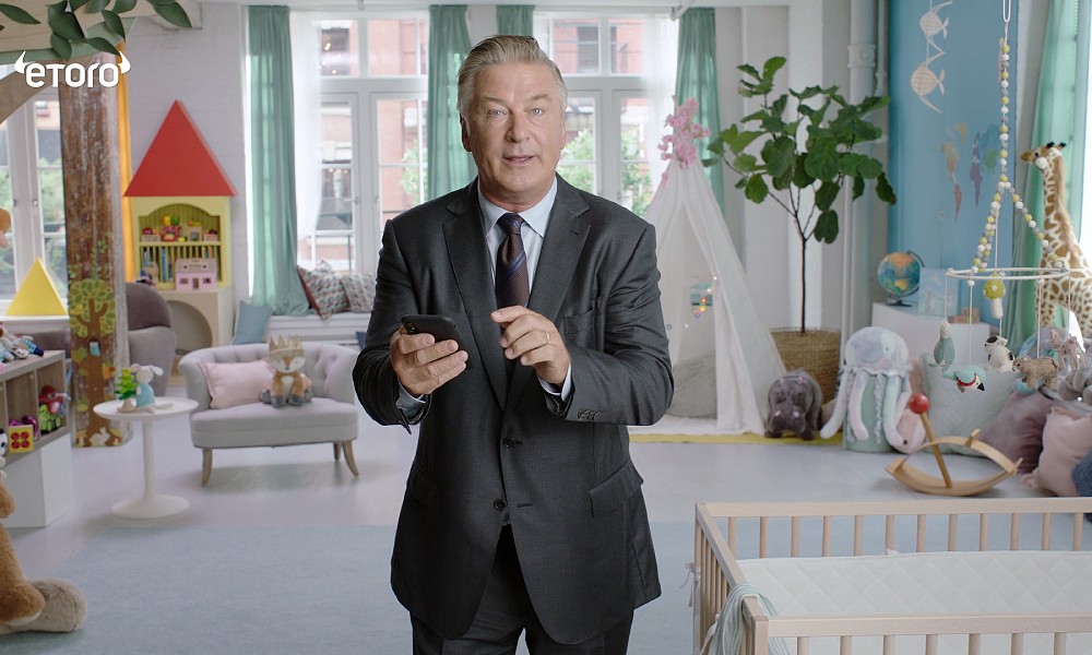 Influx of New Crypto Traders Overwhelms eToro, Prompts Deposit Increase