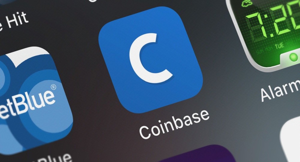 About $500 Million in Bitcoins Were Withdrawn from Coinbase