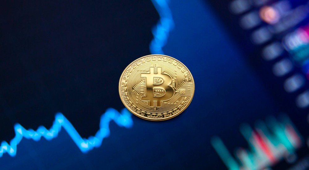 Anticipating Price Dip to $42k BTC, Bitcoin Whales Go For Quick Sell